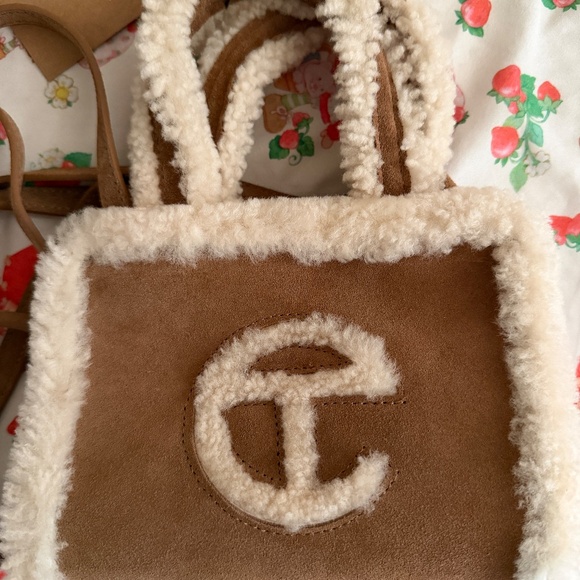 UGG x TELFAR Small Shopper - Picture 3 of 10